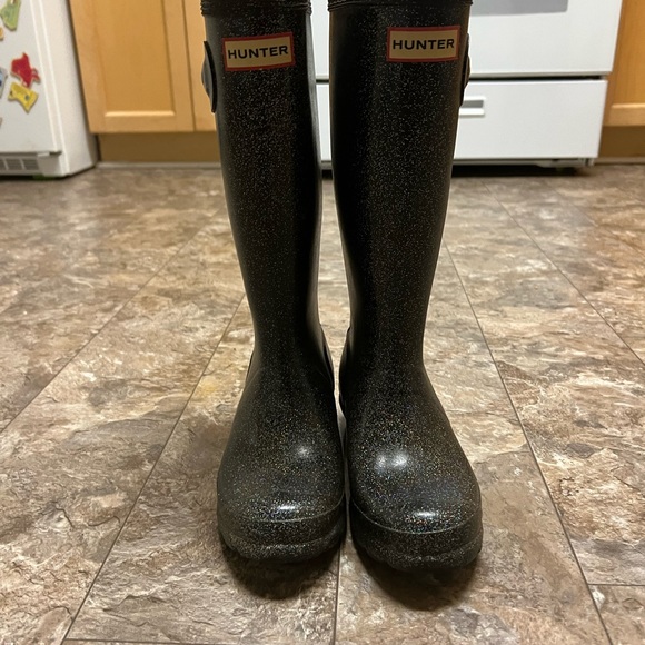 Hunter Other - Hunter OG Giant Glitter Boot size 4